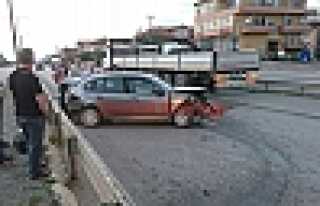 D-100'DE MADDİ HASARLI KAZA