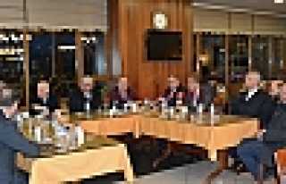 DEVLET’İN KALBİ HENDEK’TE ATTI