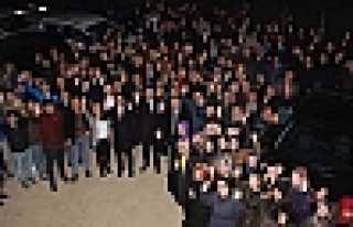 Dik Duracağız Ama Dikleşmeyeceğiz