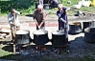 DİKMEN BAYRAMA HAZIR