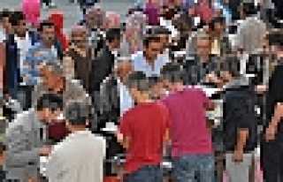 DİKMEN MAHALLESİ İFTARDA BULUŞTU