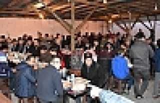  Dikmen’de İftar Sofraları Kuruluyor