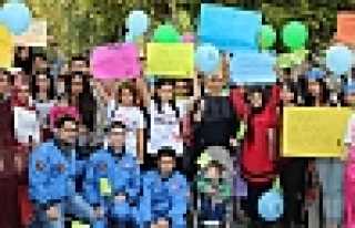 DOWN SENDROMU İÇİN YÜRÜDÜLER