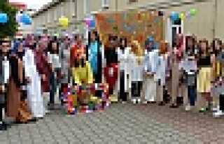 EĞİTİM FAKULTESİNDE OKUL ÖNCESİ ŞENLİĞİ