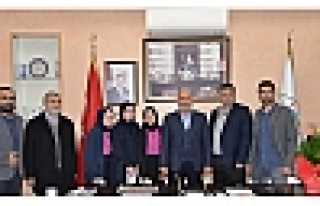 Eğitime desteğe devam