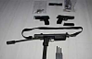 EMNİYET RUHSATSIZ SİLAHLARA VE UYUŞTURUCUYA GÖZ...