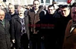 EŞİNİ KAYBEDEN SANCAKLI’YI YALNIZ BIRAKMADILAR