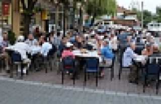 ESNAFLAR İFTARDA BULUŞTU