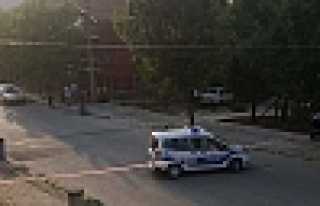 EVİNİN ÖNÜNDE KURŞUN YAĞDIRIP ÖLDÜRÜLDÜ