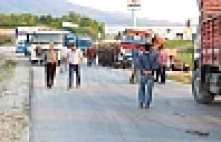 EYLEMCİLER YOLU TRAFİĞE AÇTI