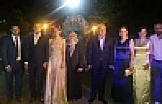 EZGİ VE SAMET MUTLULUĞA YELKEN AÇTI