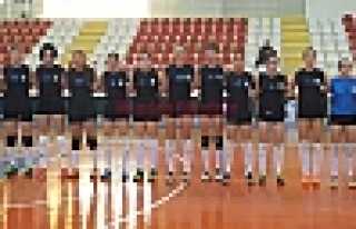 FİLENİN SULTANLARI EVİNDE KAYIP