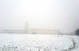 FUTBOLA KAR TATİLİ