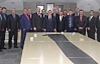 GAGAUZ BAŞKANLAR HENDEK'TEYDİ