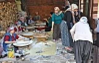 GELENEKLER YAŞATILIYOR