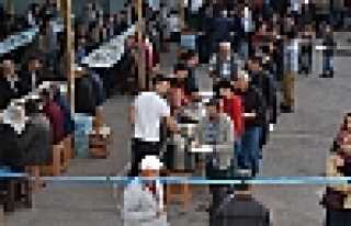 Gelenekleri İle Yaşayan Mahalle Dikmen