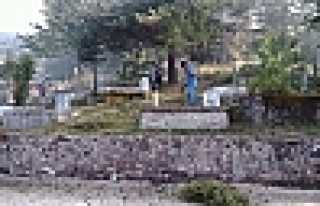 GENÇLERDEN ÖRNEK DAVRANIŞ