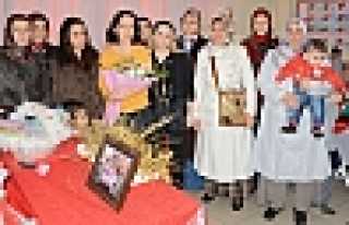 GÖNÜL ÖĞRETMEN’E DUYGU DOLU KUTLAMA