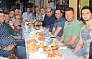 GÜRBÜZ’LER ARKADAŞLARI İLE İFTARDA BULUŞTU