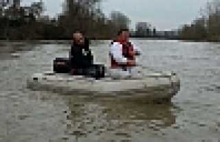 HAKUT ARAMA KURTARMA ÇALIŞMALARINA DESTEK VERİYOR