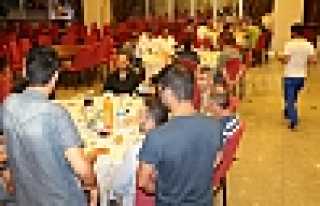 HAKUT ÜYELERİ İFTARDA BİRARAYA GELDİ