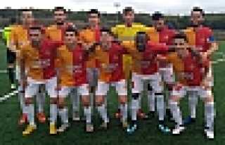 Hendek Akovaspor Üçledi