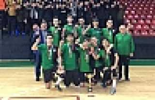 Hendek Anadolu Lisesi’nin Üçüncü Şampiyonluğu