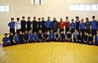 HENDEK BAŞARILARA DOYMUYOR