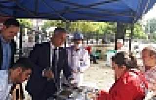 Hendek Belediyesi Aşure İkram Etti