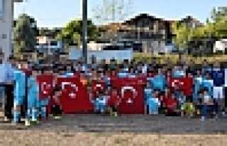 HENDEK BOĞAZSPOR’DAN ANLAMLI MESAJ