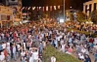 HENDEK DEMOKRASİ NÖBETİNDE