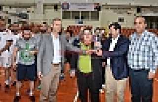 HENDEK ESNAFLARI  VOLEYBOL TURNUVASI 3.OLDU