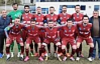 HENDEK GENÇLİKSPOR KIŞLAYI GEÇTİ