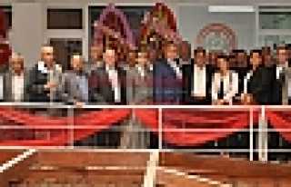 HENDEK MUHTARLAR DERNEĞİ TÖRENLE HİZMETE AÇILDI