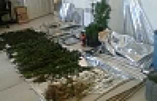 HENDEK POLİSİ UYUŞTURUCU TACİRLERİNE GÖZ AÇTIRMIYOR