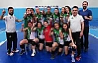 Hendek'in Yıldız Kızlarından Büyük Başarı