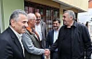 HENDEK’İN YOL SORUNU ÇÖZÜLECEK