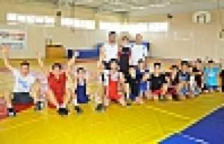 HENDEKLİ 6 GÜREŞÇİ KATILIYOR