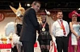 HENDEKLİ BAYAN KUAFÖRÜ MİLLİ TAKIMDA