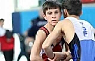 HENDEKLİ GÜREŞÇİLER AVRUPA’DA