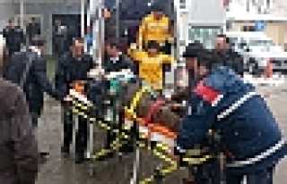 HENDEKLİ İŞ ADAMI TRAFİK KAZASI GEÇİRDİ