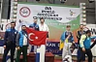 HENDEK’Lİ KARATECİLER BULGARİSTAN’DAN BEŞ...