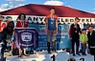 Hendek’li Mert Birinci Oldu