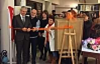 HENDEKLİ RESSAMLAR SAGÜSAD’DA SERGİ AÇTI