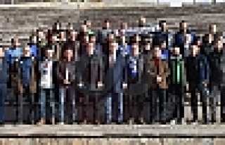 Hendekli Taraftarlar Maça Kilitlendi