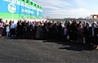 HENDEK'LİLER HİZMETLERİ GEZDİ