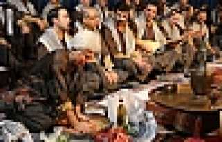 HENDEKLİLER SIRA GECESİNDE BULUŞTU