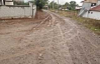 SARIDEDE MAHALLESİNDEN YOL ŞİKAYETİ