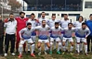 HENDEKSPOR LİDERLİK KOLTUĞUNU KAPTIRDI