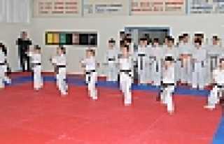 HENDEK’TE KUŞAK HEYECANI